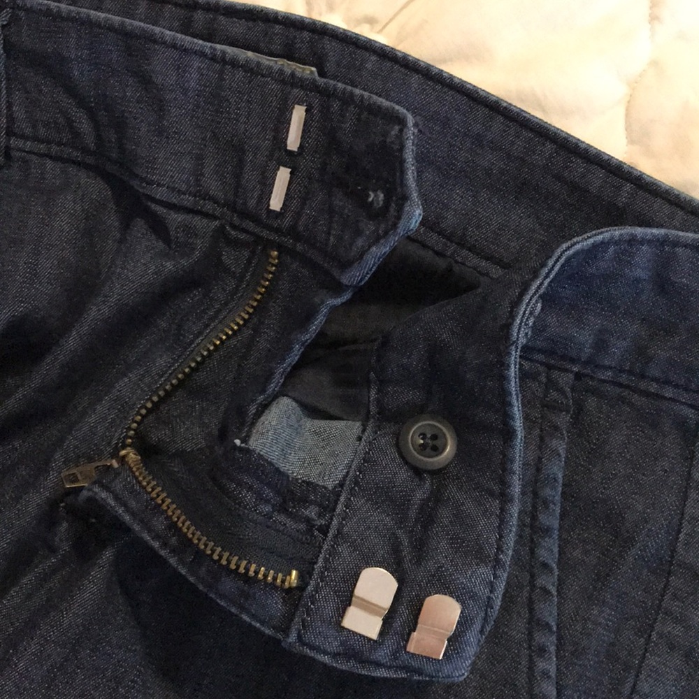 Banana Republic denim shorts. - Picture 4 of 4